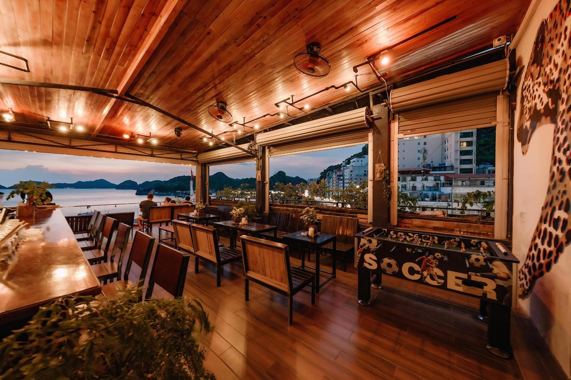 Catba Pod Hostel - Restaurant And Rooftop Bar Dong Khe Sau Exterior foto