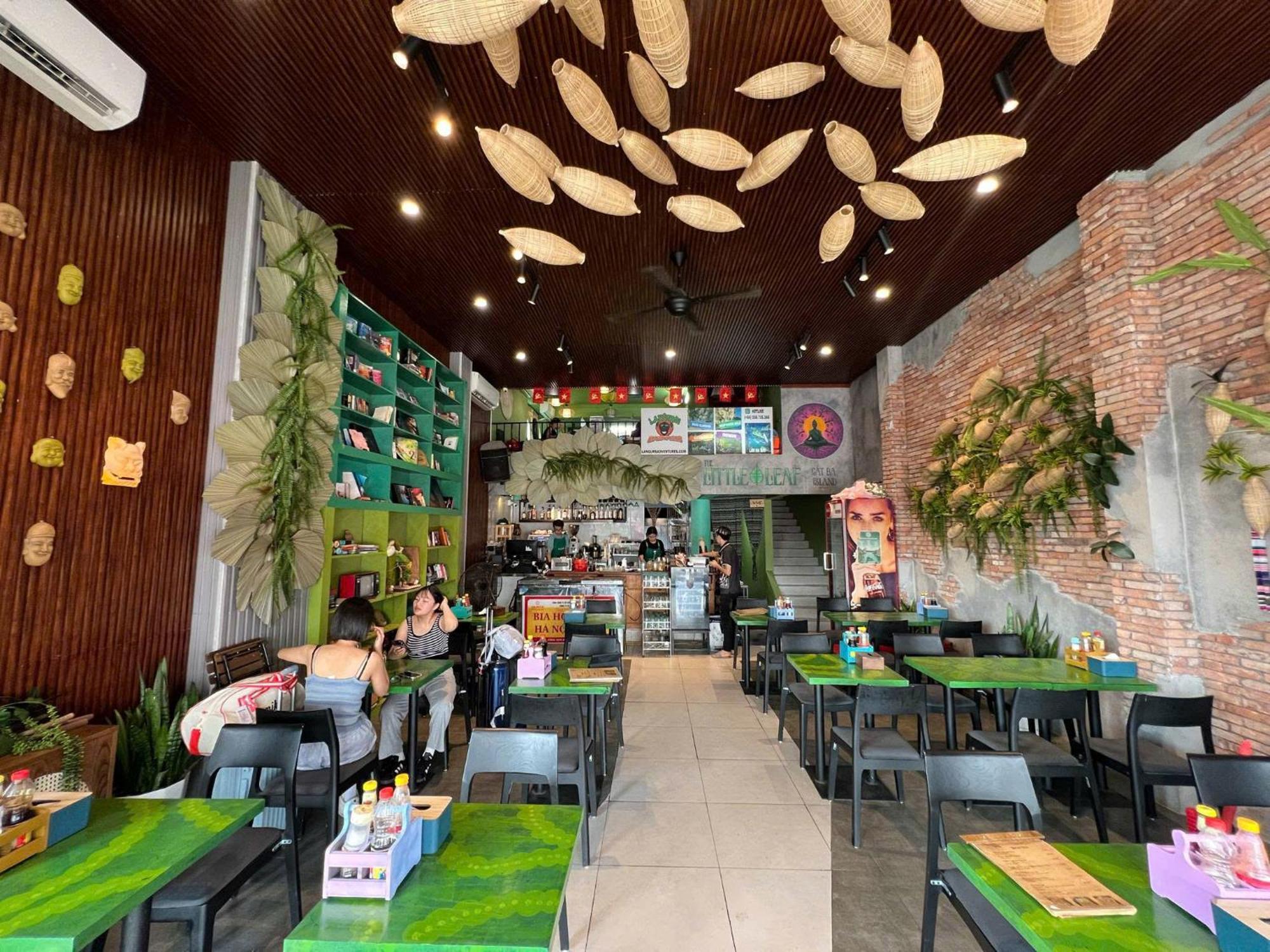 Catba Pod Hostel - Restaurant And Rooftop Bar Dong Khe Sau Exterior foto